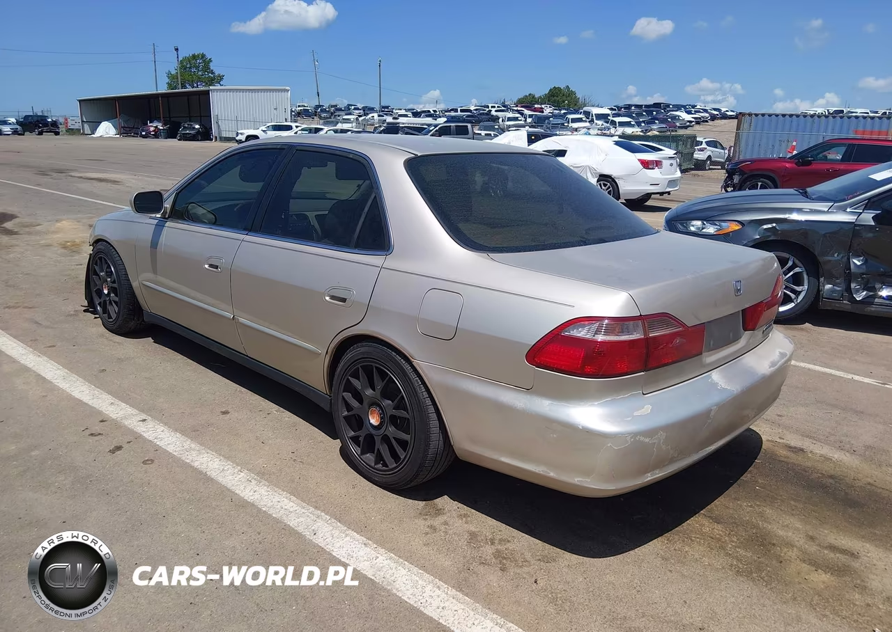 2000 Honda Accord 2.3 Se VIN:1HGCG5673YA037898 - 3