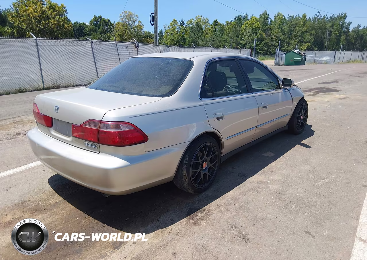 2000 Honda Accord 2.3 Se VIN:1HGCG5673YA037898 - 4