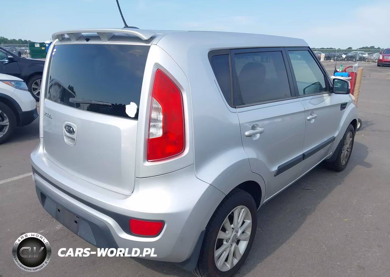 2012 Kia Soul + VIN:KNDJT2A62C7379346 - 4