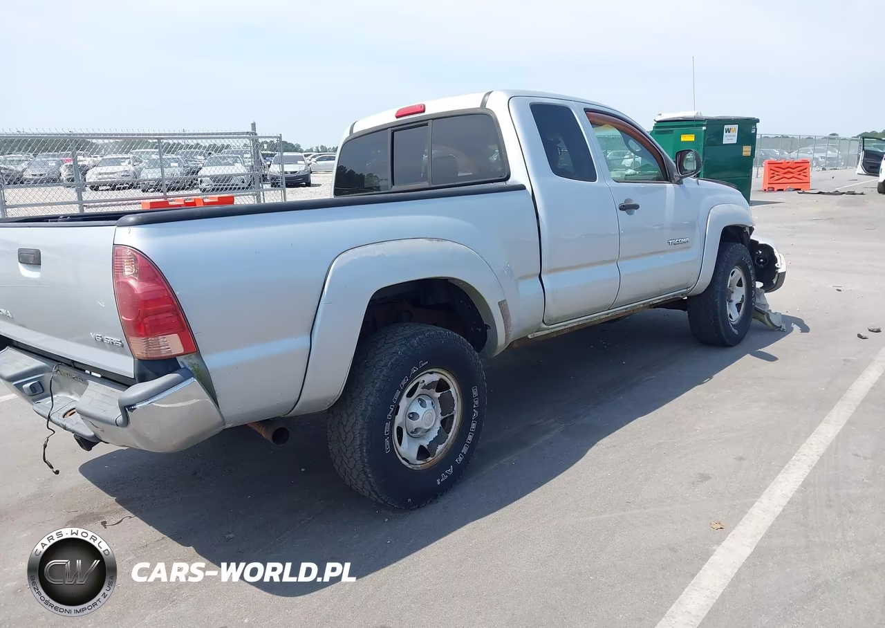 2005 Toyota Tacoma Base V6 VIN:5TEUU42N35Z016416 - 4