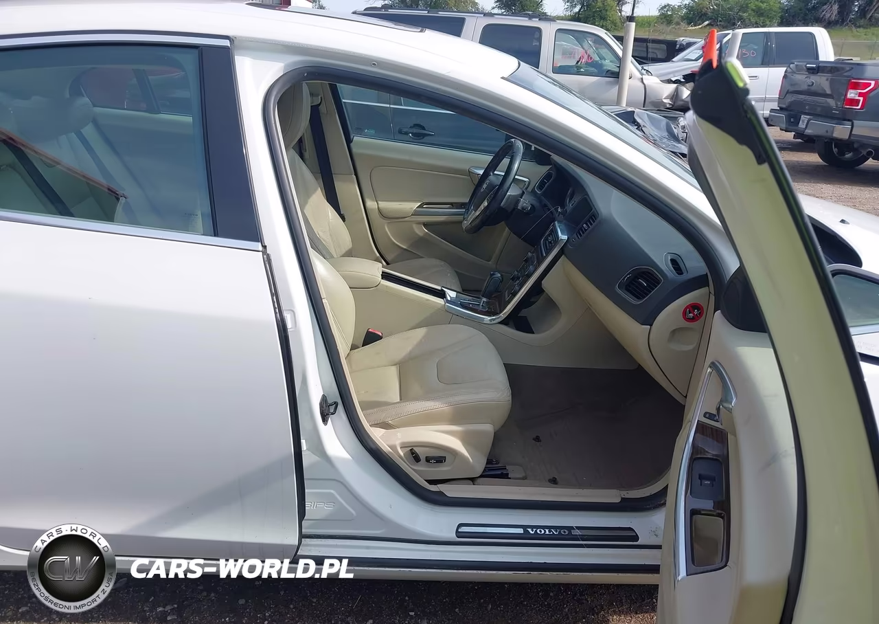 2012 Volvo S60 T5 VIN:YV1622FS4C2040352 - 5
