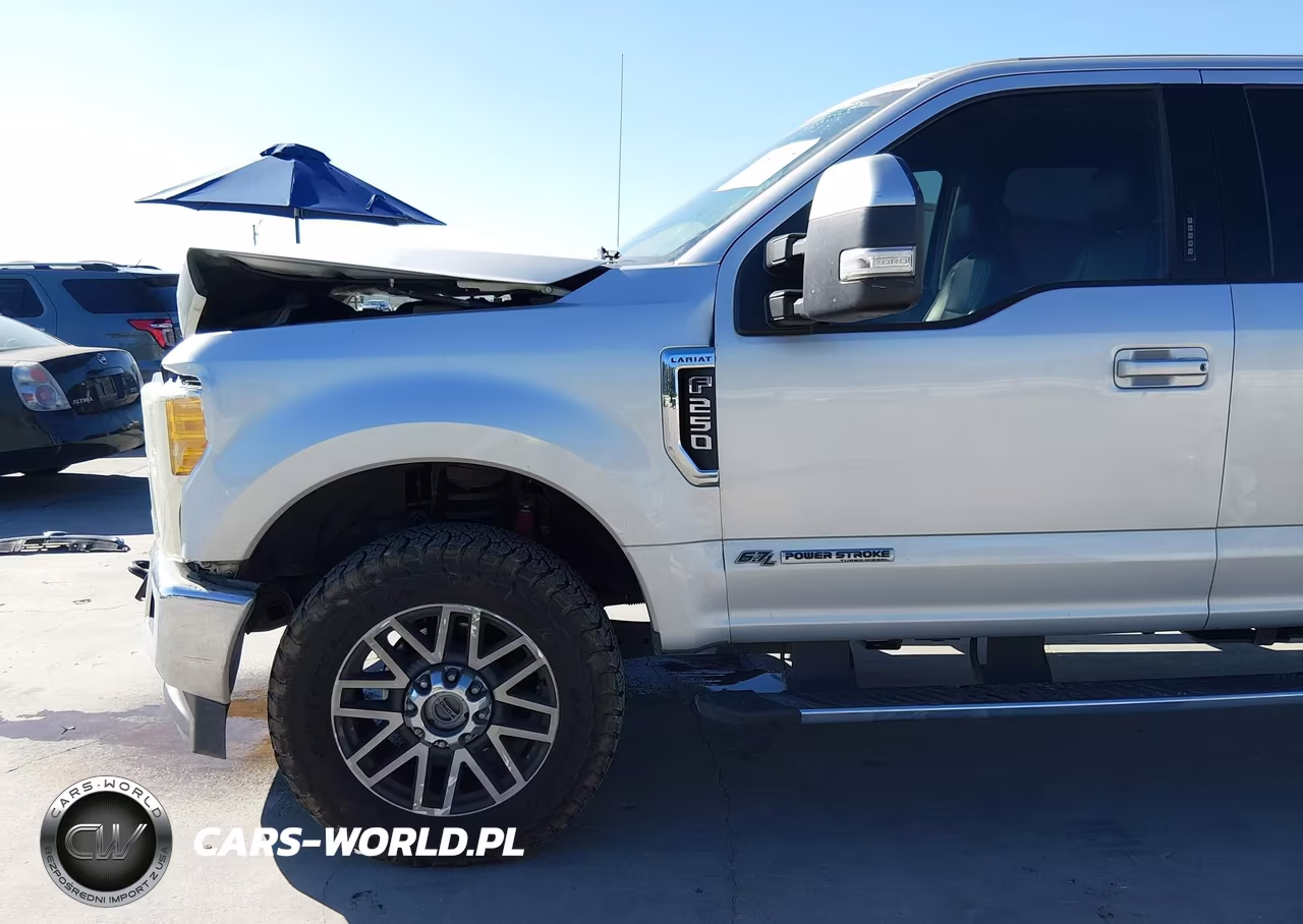 2017 Ford F-250 Lariat VIN:1FT7W2BT2HEB35186 - 19