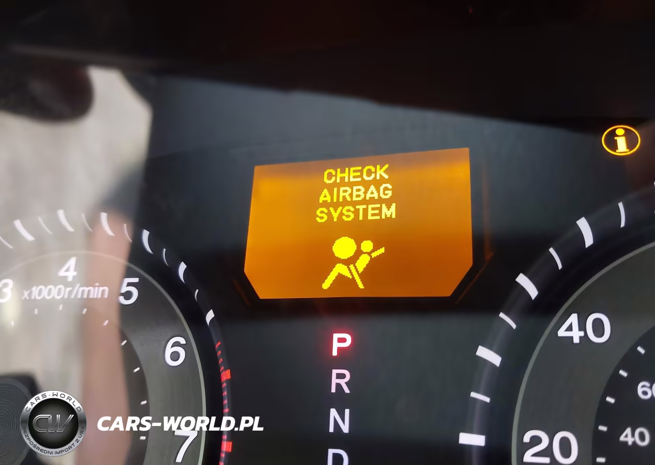 2015 Honda Odyssey Touring-Touring Elite VIN:5FNRL5H94FB001600 - 15