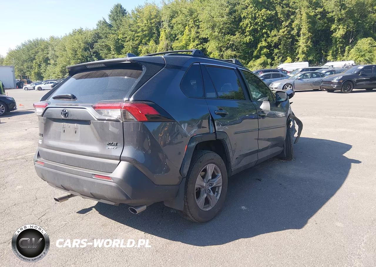 2025 Toyota Rav4 Hybrid Xle VIN:2T3RWRFV1SW260399 - 4