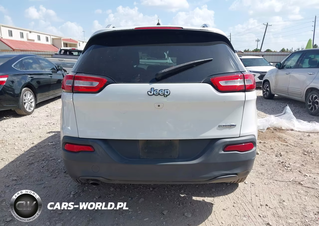 2016 Jeep Cherokee Latitude VIN:1C4PJLCB7GW172995 - 16
