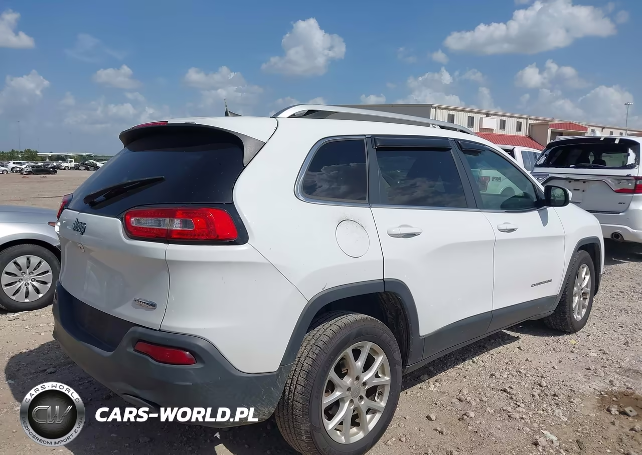 2016 Jeep Cherokee Latitude VIN:1C4PJLCB7GW172995 - 4