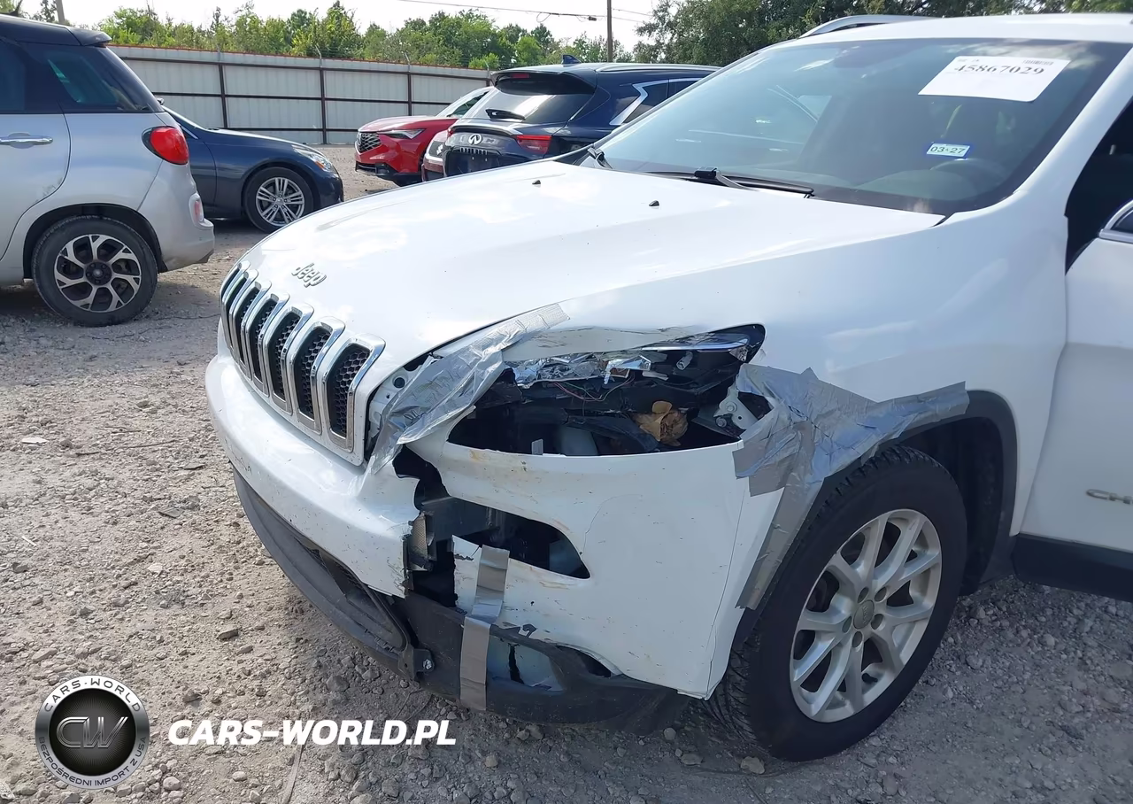 2016 Jeep Cherokee Latitude VIN:1C4PJLCB7GW172995 - 6