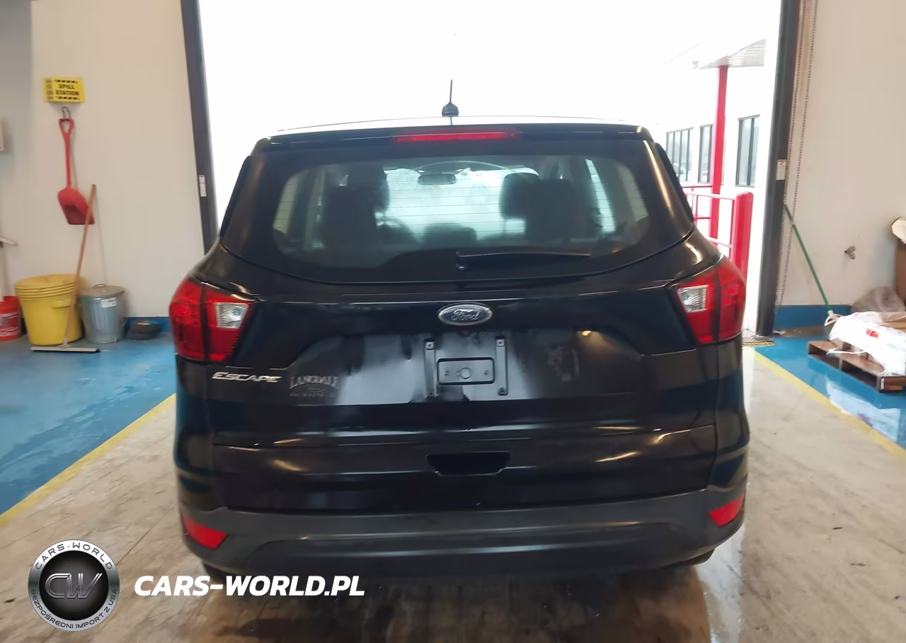 2019 Ford Escape S VIN:1FMCU0F72KUC20611 - 16