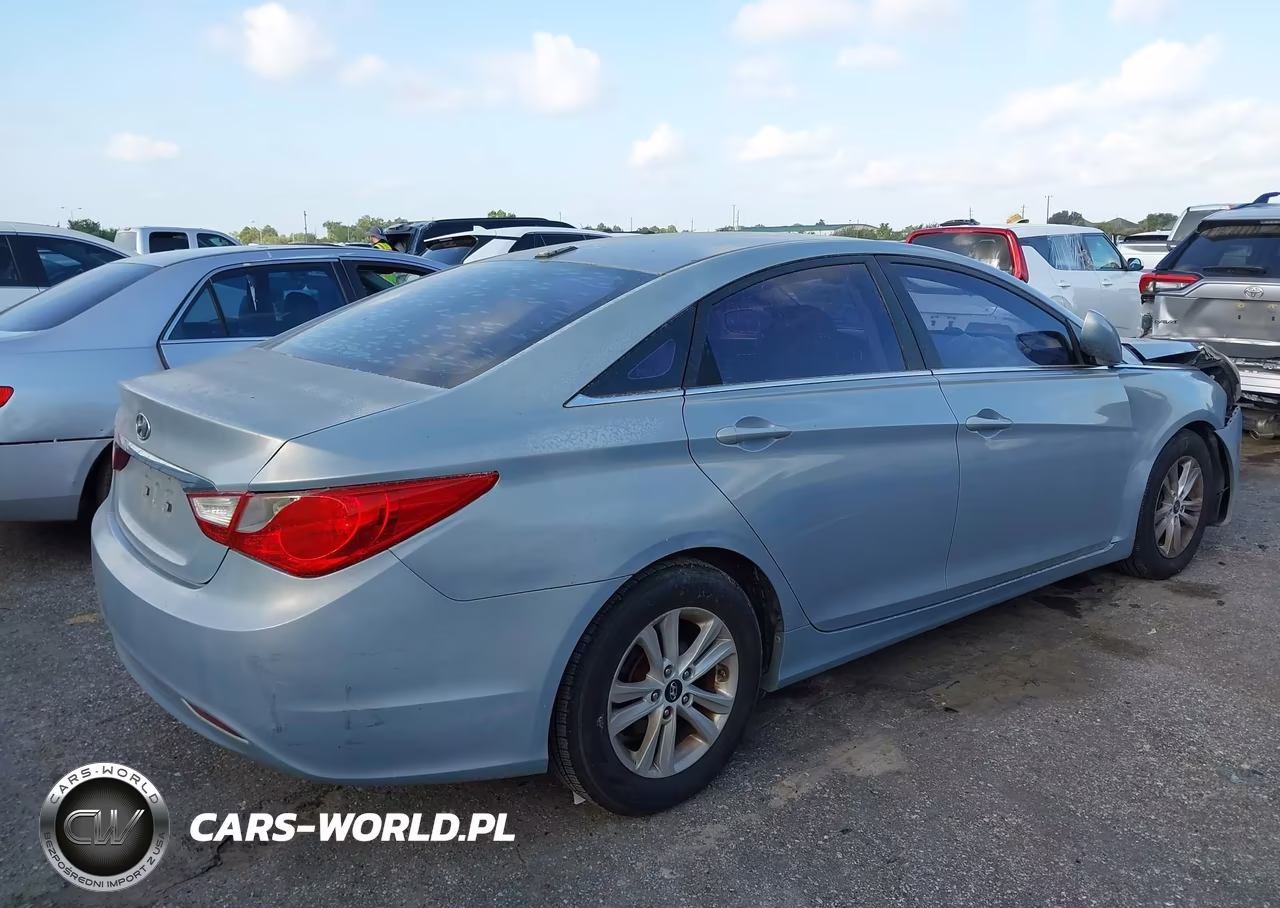 2011 Hyundai Sonata Gls VIN:5NPEB4AC9BH024433 - 4