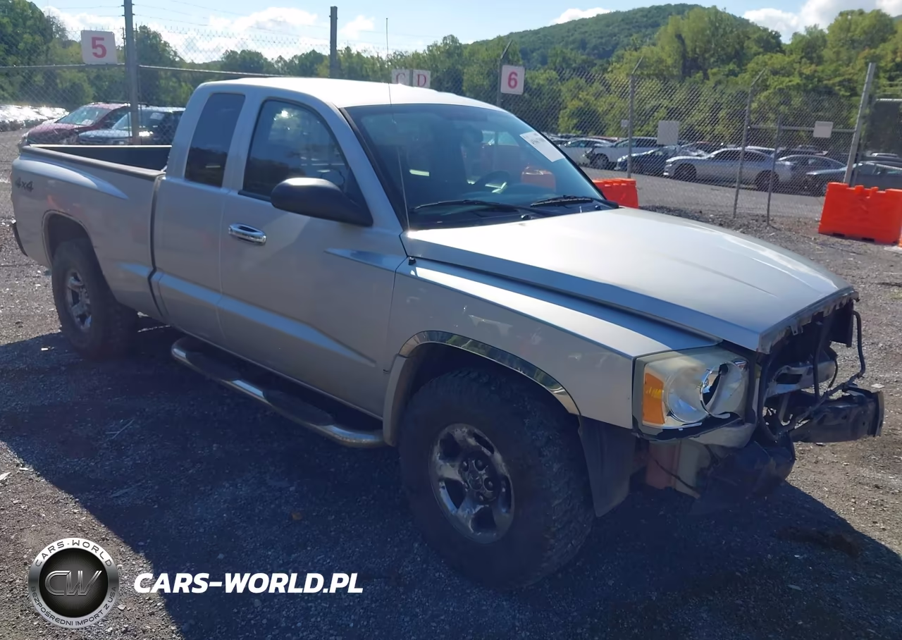 2005 Dodge Dakota St