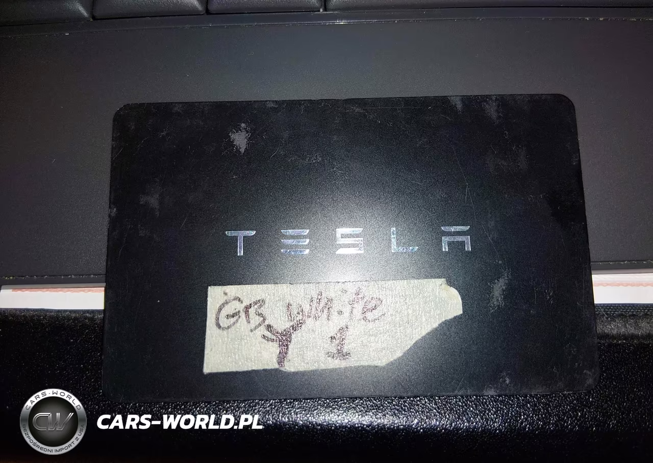 2022 Tesla Model Y Long Range Dual Motor All-Wheel Drive VIN:7SAYGDEE6NF561065 - 11