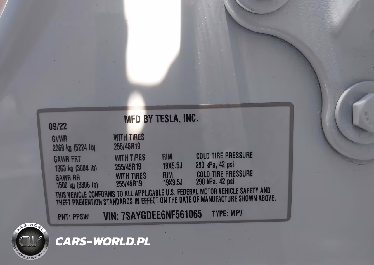 2022 Tesla Model Y Long Range Dual Motor All-Wheel Drive VIN:7SAYGDEE6NF561065 - 9