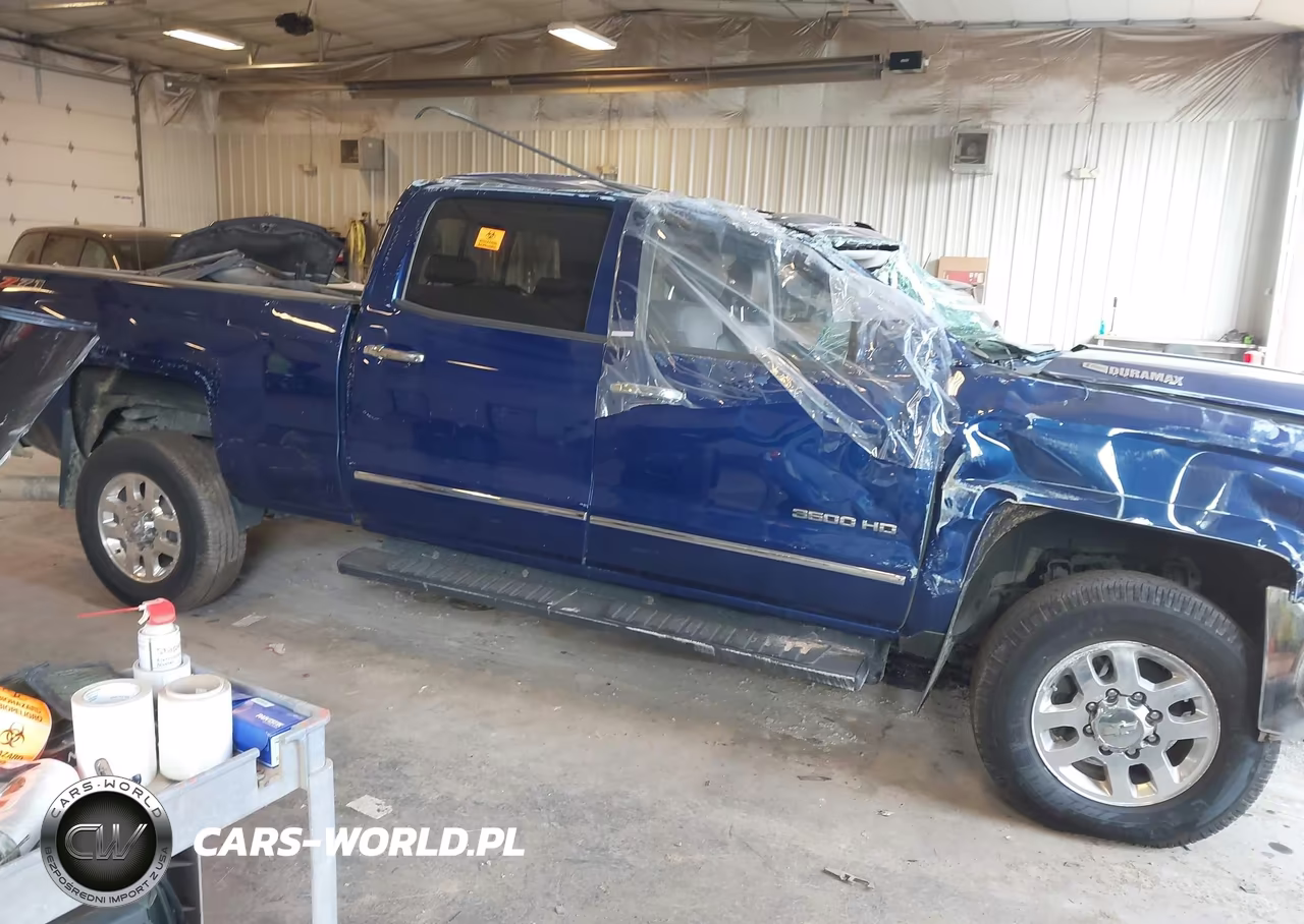 2015 Chevrolet Silverado 3500Hd Ltz – zdjęcie 1 z 10