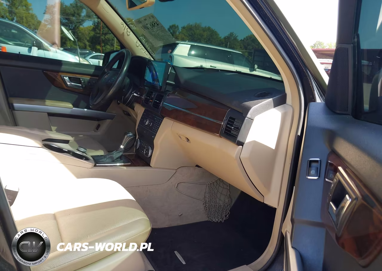 2011 Mercedes-Benz Glk 350 4Matic VIN:WDCGG8HB9BF575321 - 5