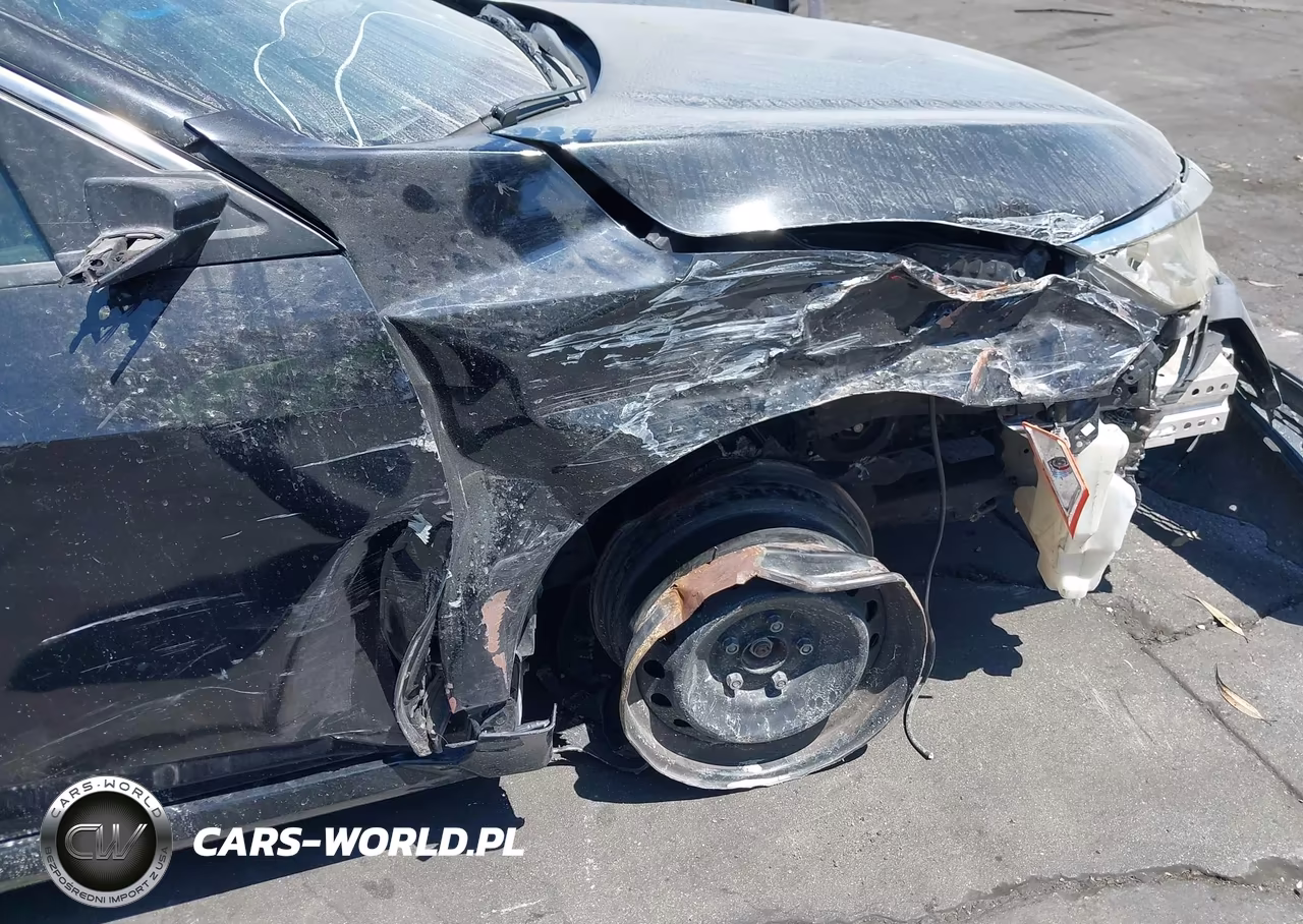 2018 Honda Civic Lx VIN:2HGFC2F52JH557216 - 12