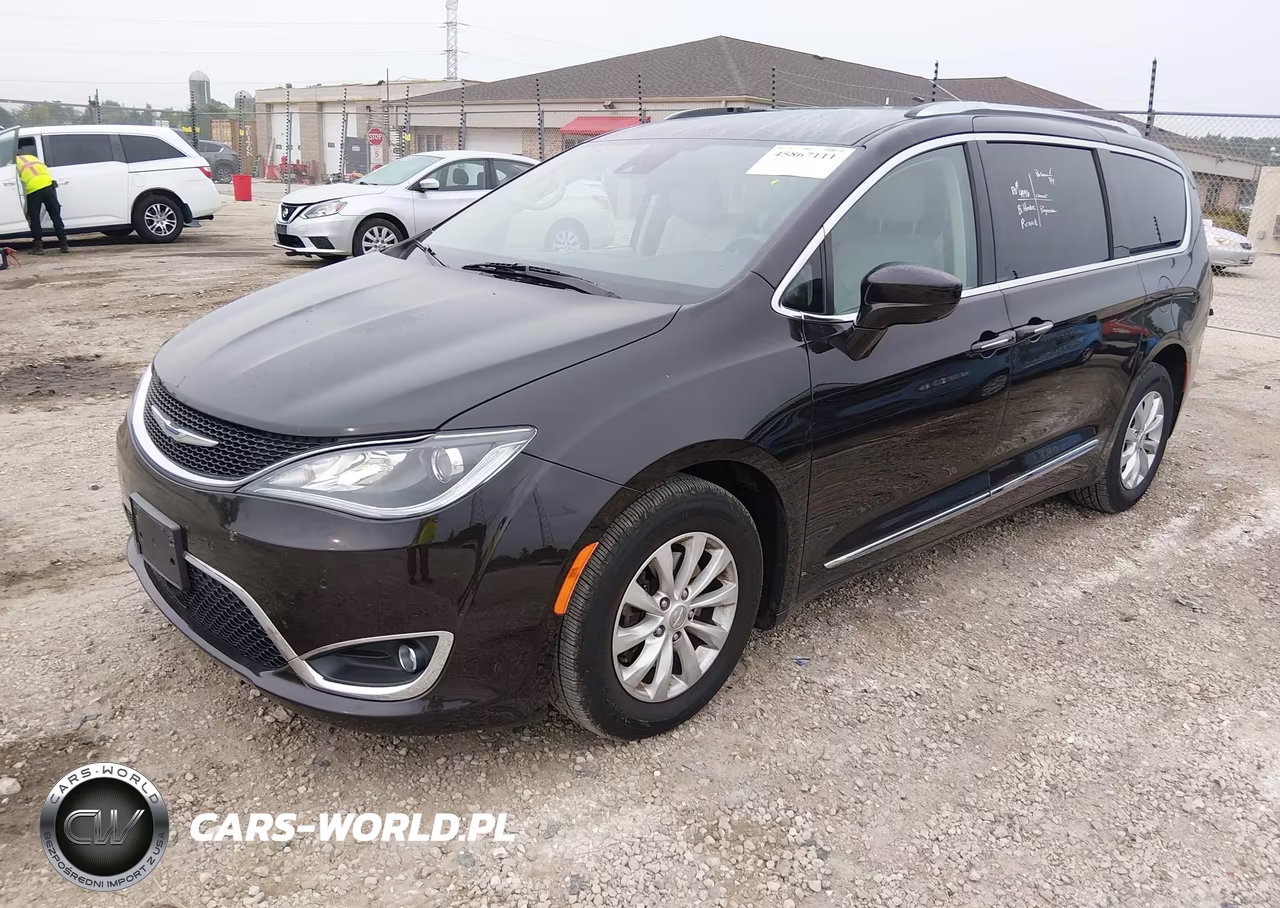 2018 Chrysler Pacifica Touring L Plus VIN:2C4RC1EG7JR330980 - 2