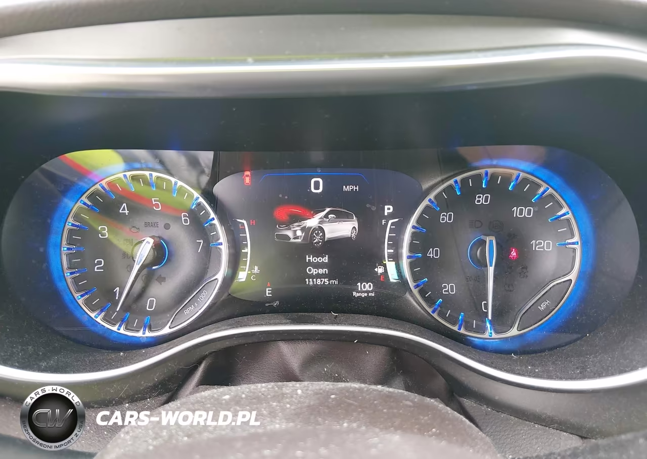 2018 Chrysler Pacifica Touring L Plus VIN:2C4RC1EG7JR330980 - 7