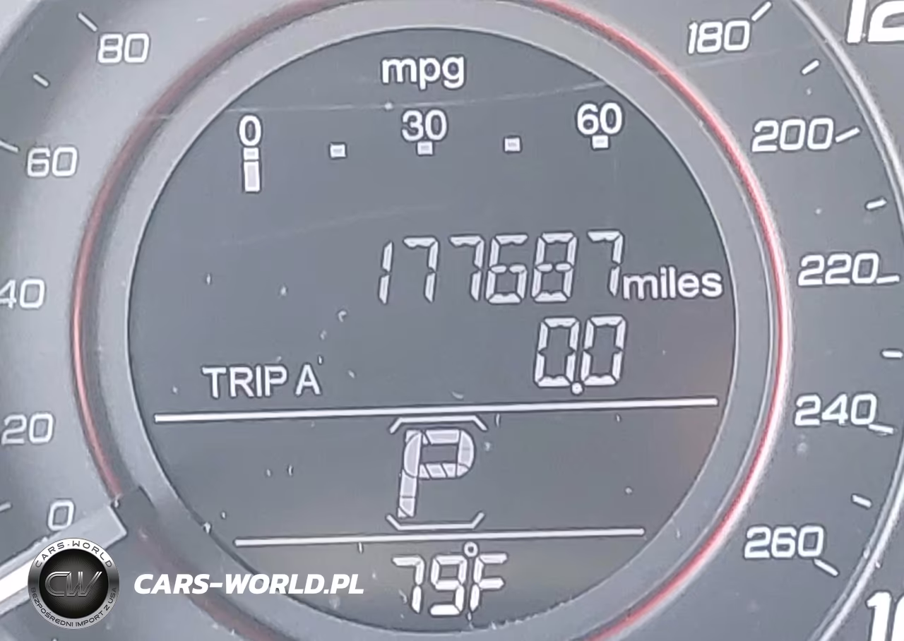 2015 Honda Accord Sport VIN:1HGCR2F52FA230211 - 16