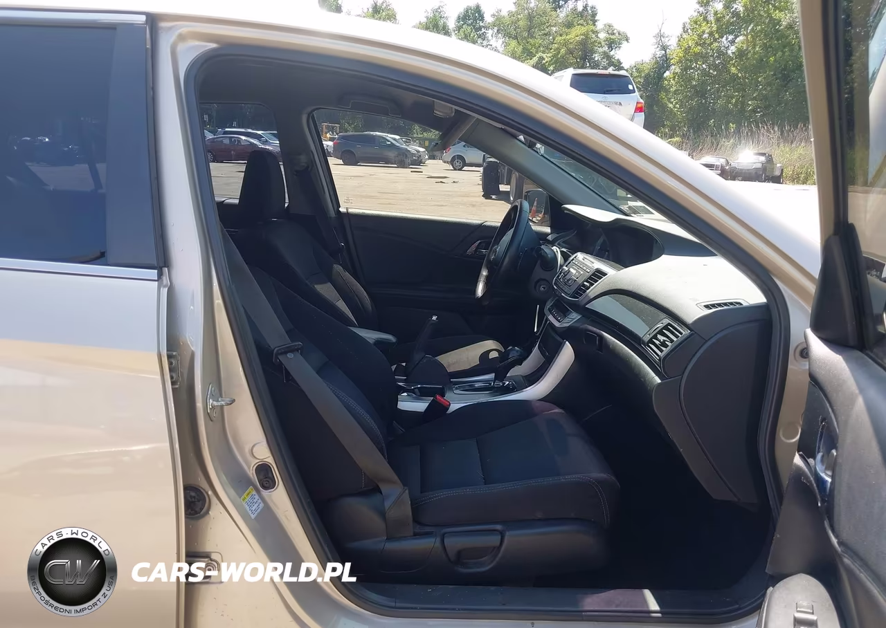 2015 Honda Accord Sport VIN:1HGCR2F52FA230211 - 5