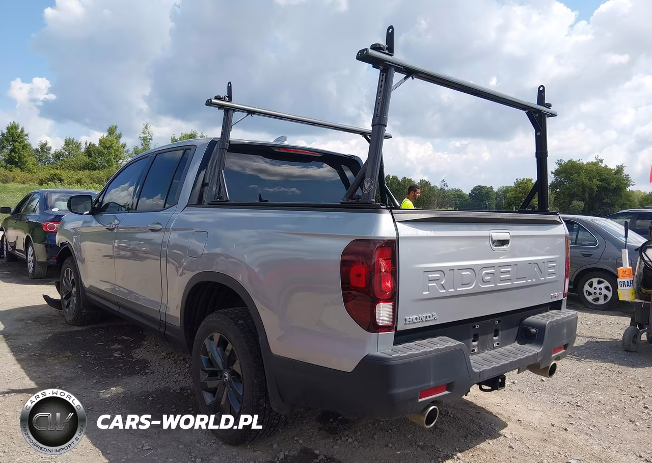 2024 Honda Ridgeline Sport VIN:5FPYK3F16RB019527 - 3