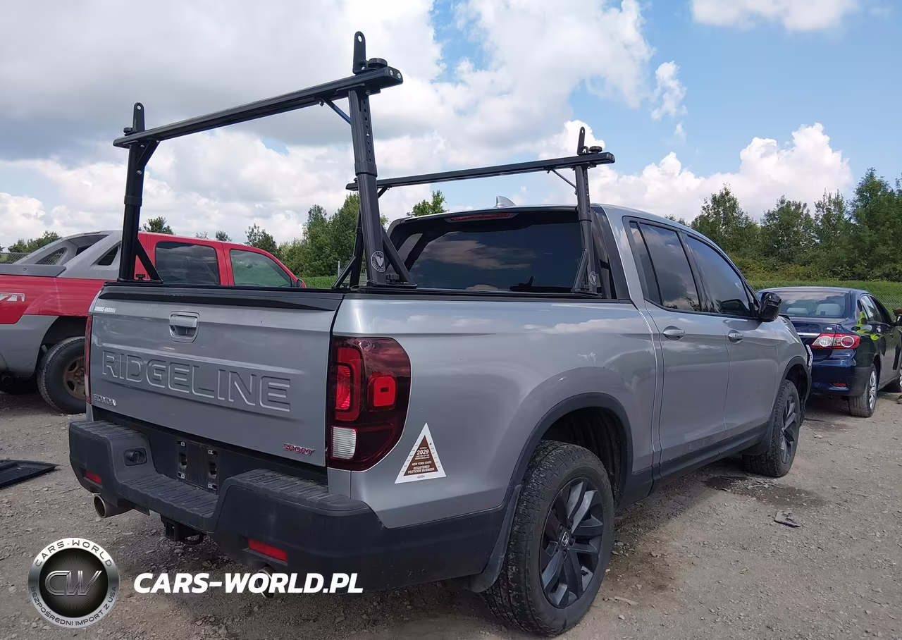 2024 Honda Ridgeline Sport VIN:5FPYK3F16RB019527 - 4