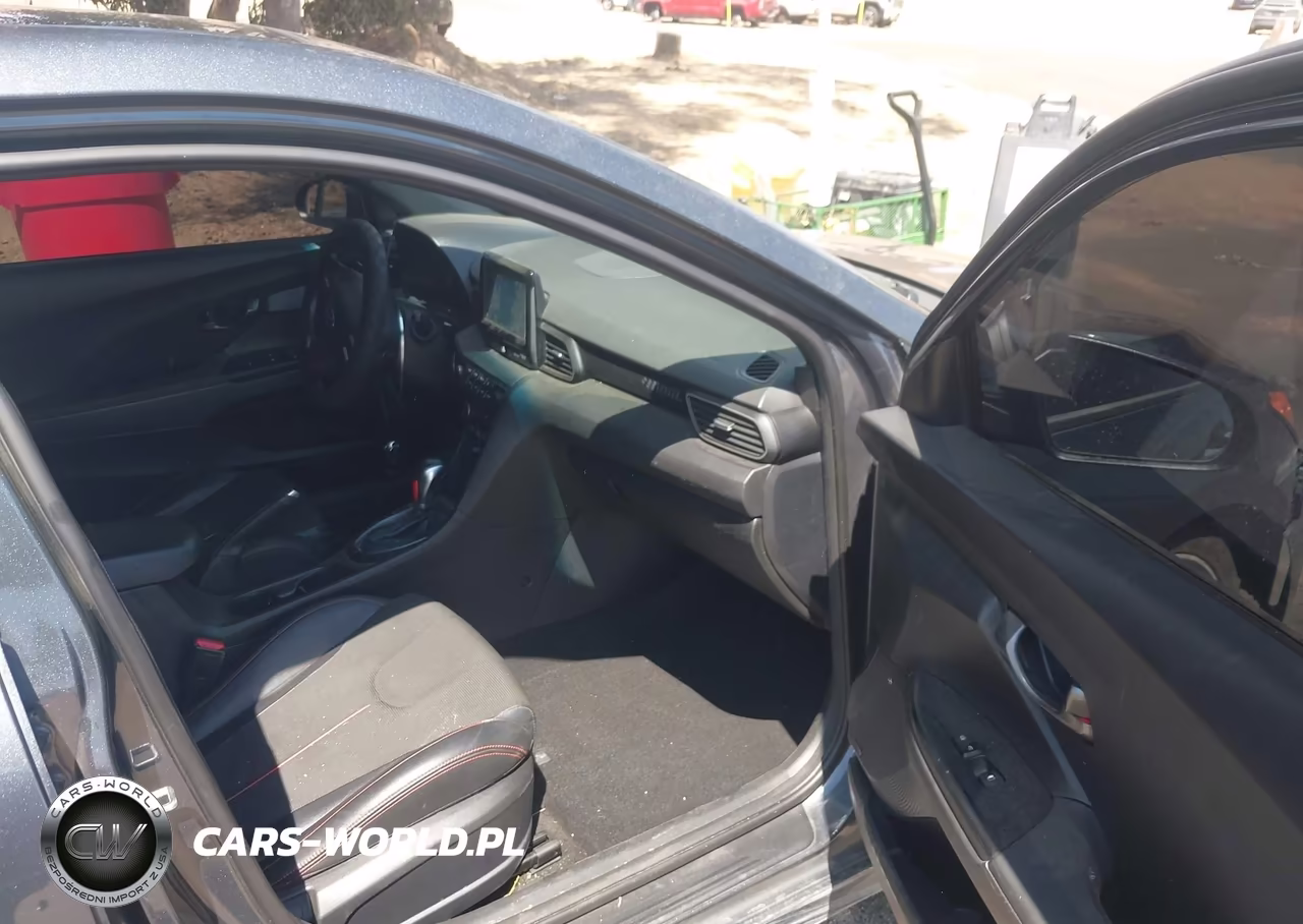 2019 Hyundai Veloster 2.0 Premium VIN:KMHTG6AF7KU012474 - 5