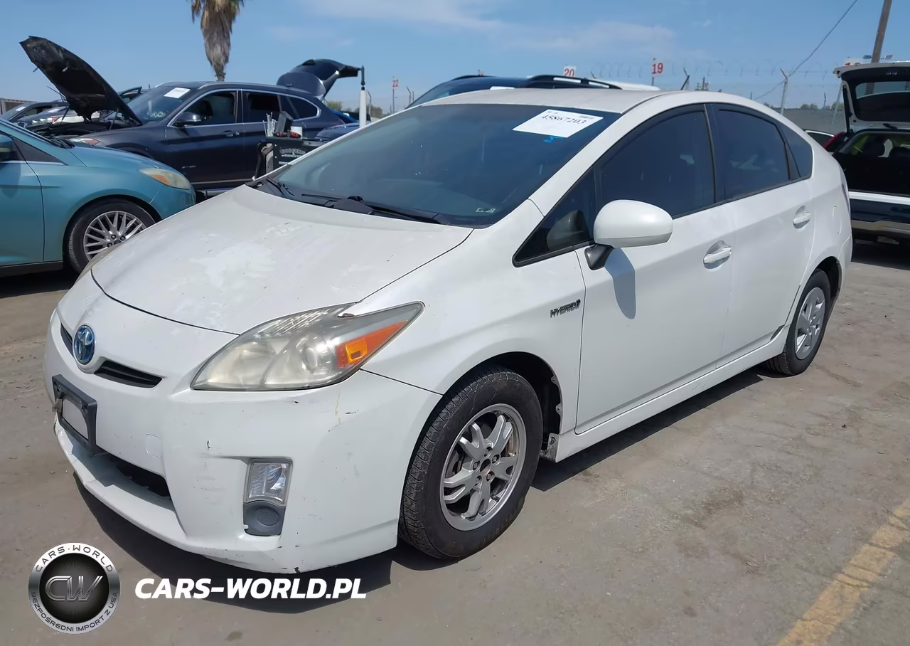 2011 Toyota Prius Two VIN:JTDKN3DU0B0260703 - 2