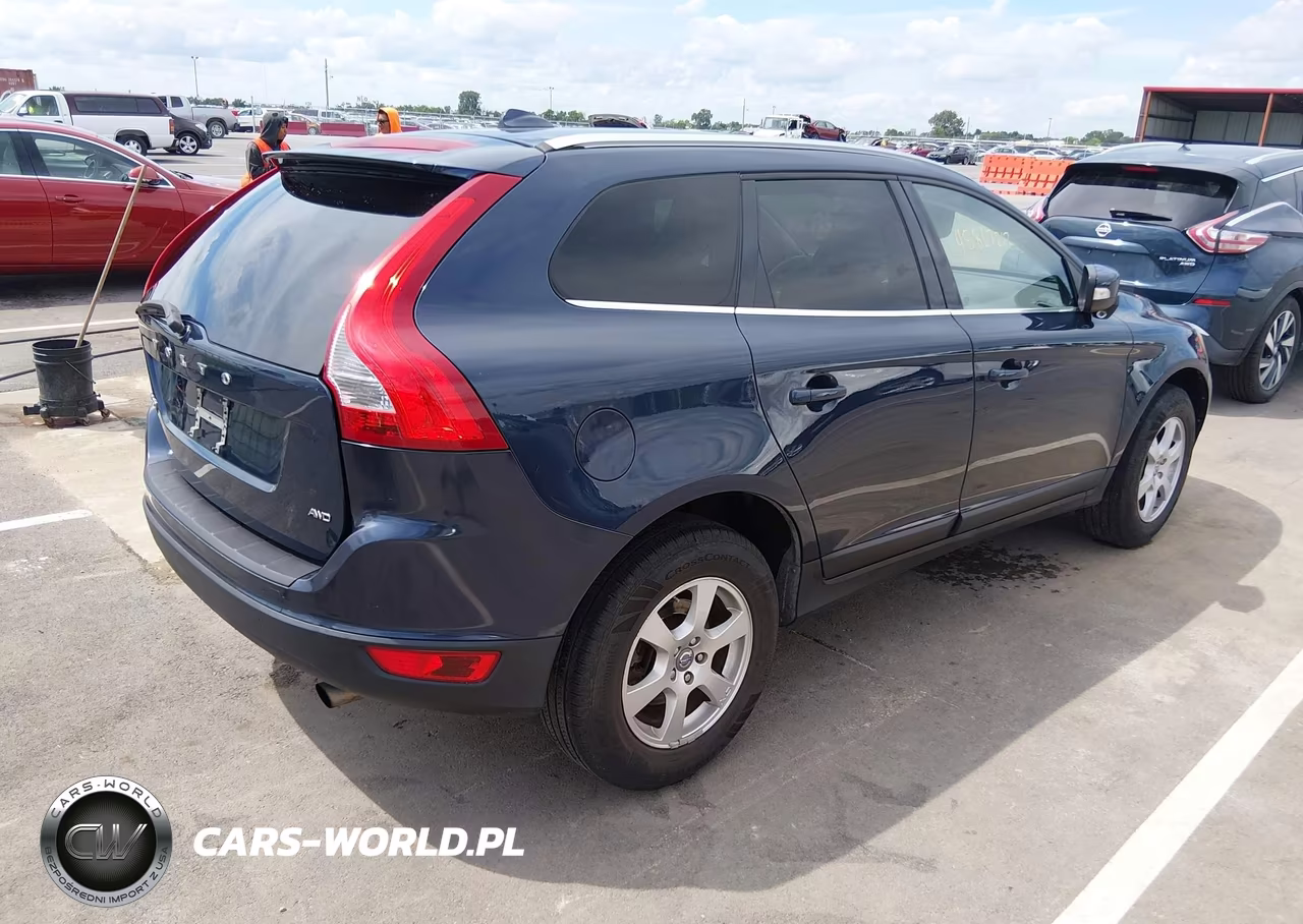 2012 Volvo Xc60 3.2-3.2 Platinum-3.2 Premier-3.2 Premier Plus VIN:YV4940DZ5C2305956 - 4