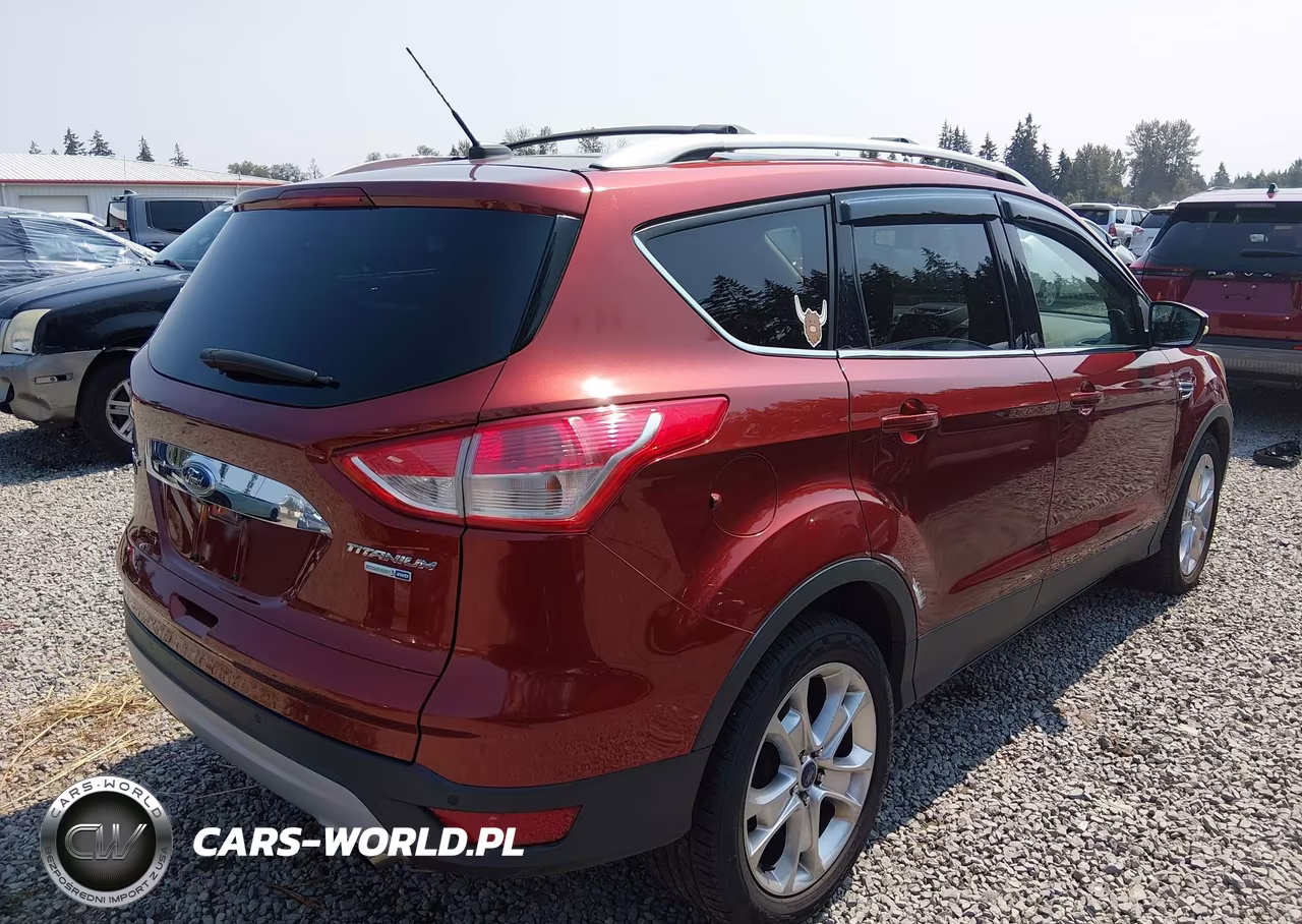 2016 Ford Escape Titanium VIN:1FMCU9J97GUC17644 - 4
