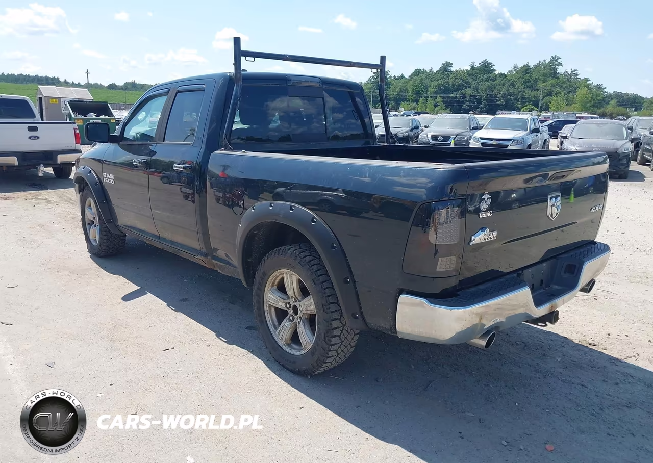 2023 Ram 1500 Classic Slt 4X4 6'4 Box-Warlock 4X4 6'4 Box VIN:1C6RR7GT1P5588663 - 3