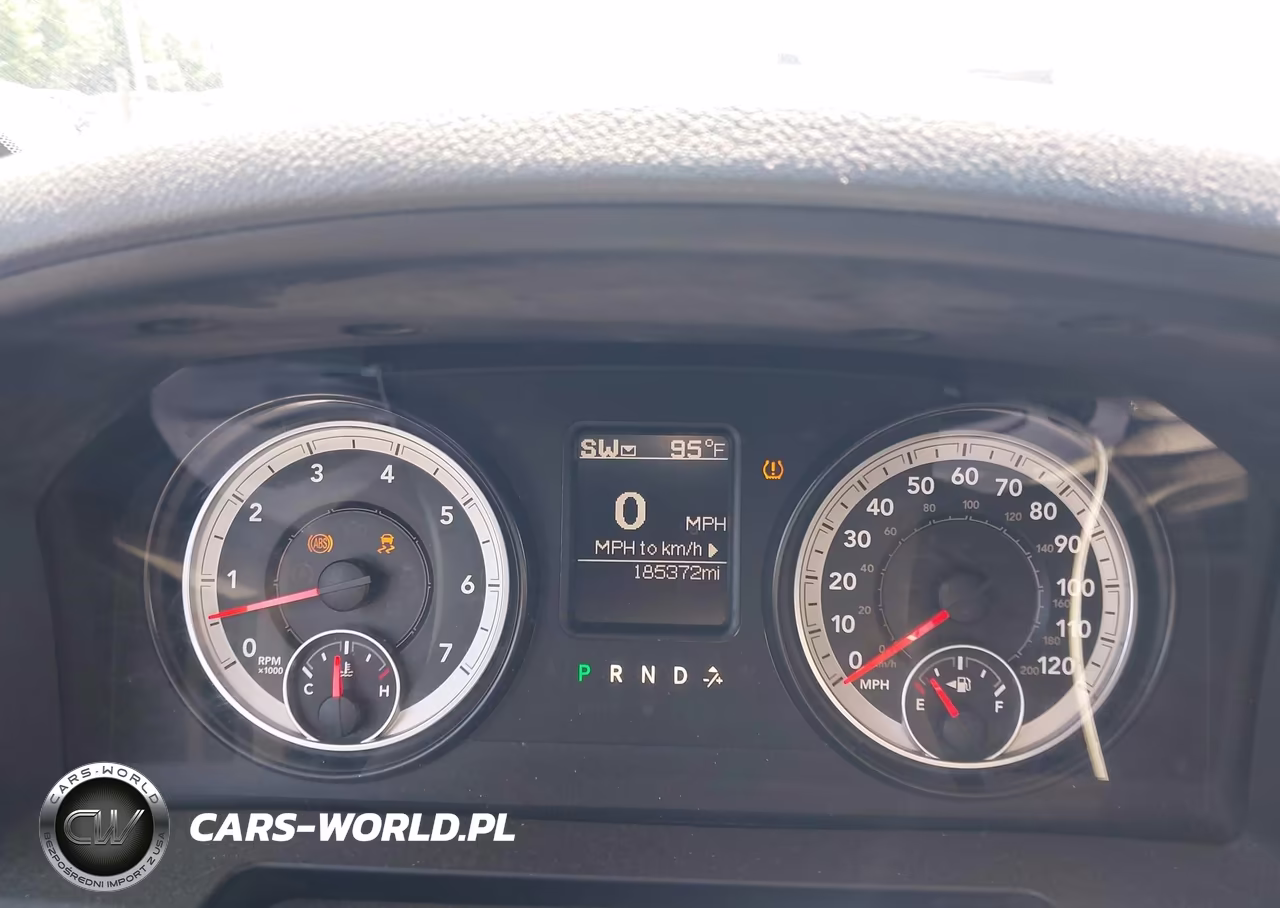 2023 Ram 1500 Classic Slt 4X4 6'4 Box-Warlock 4X4 6'4 Box VIN:1C6RR7GT1P5588663 - 7