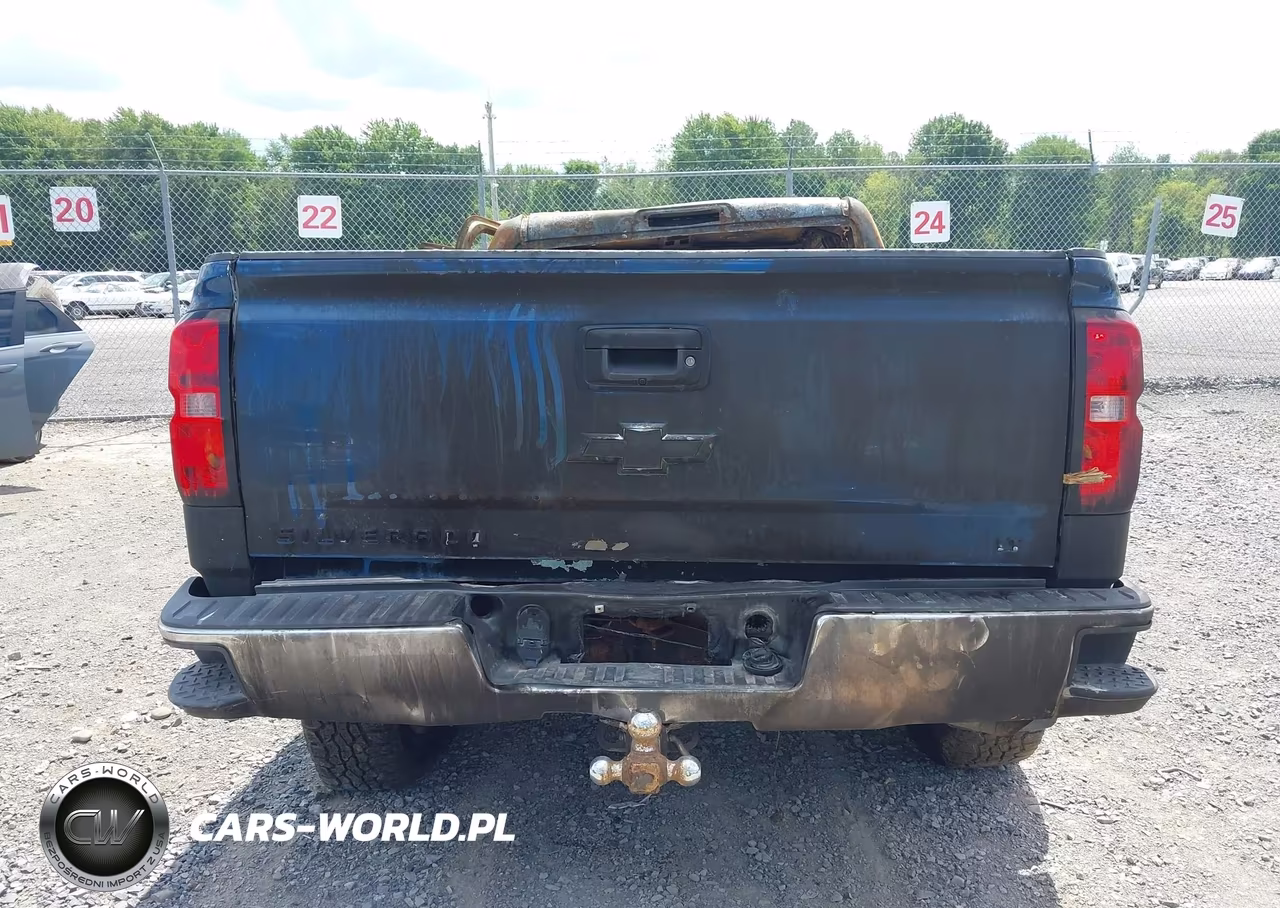 2018 Chevrolet Silverado 1500 1Lt VIN:2GCVKREC8J1111456 - 16