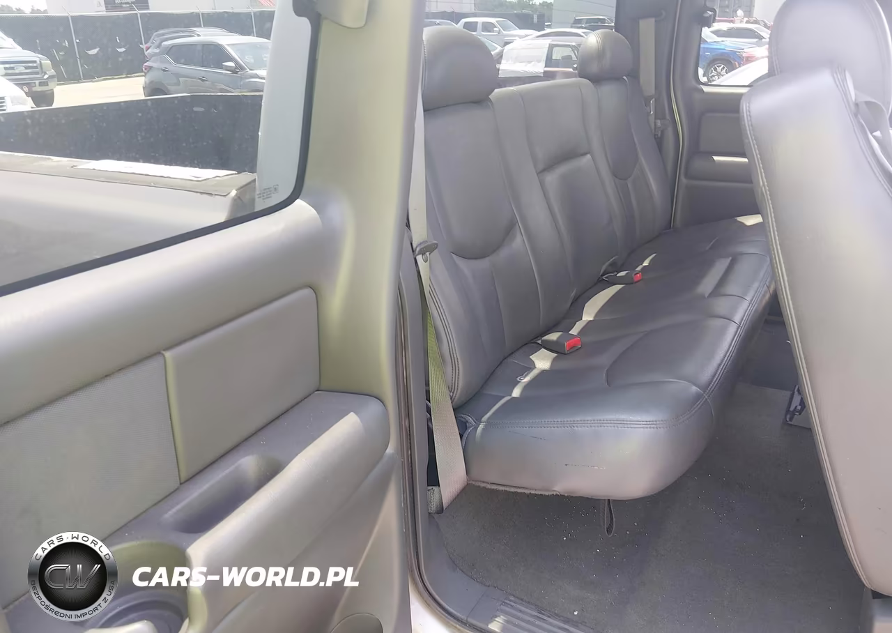 2003 Chevrolet Silverado 2500Hd Ls VIN:1GCHC29183E103434 - 8