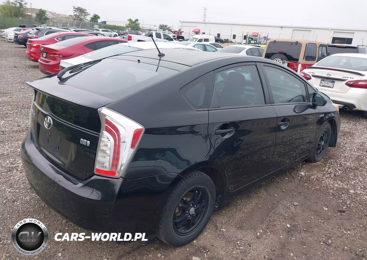 2012 Toyota Prius Two VIN:JTDKN3DU4C5381786 - 4