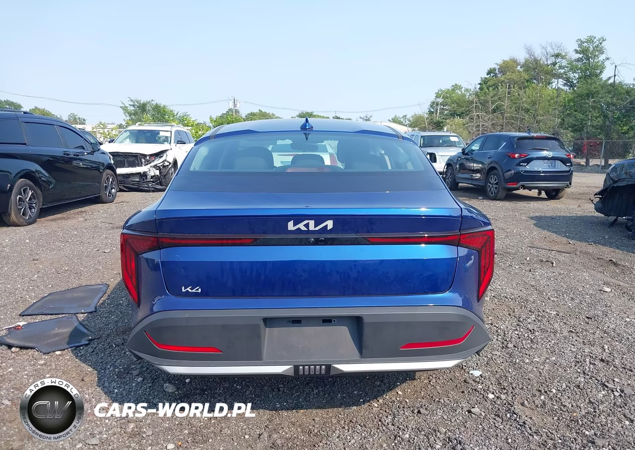 2025 Kia K4 Lxs VIN:3KPFT4DE8SE237859 - 16
