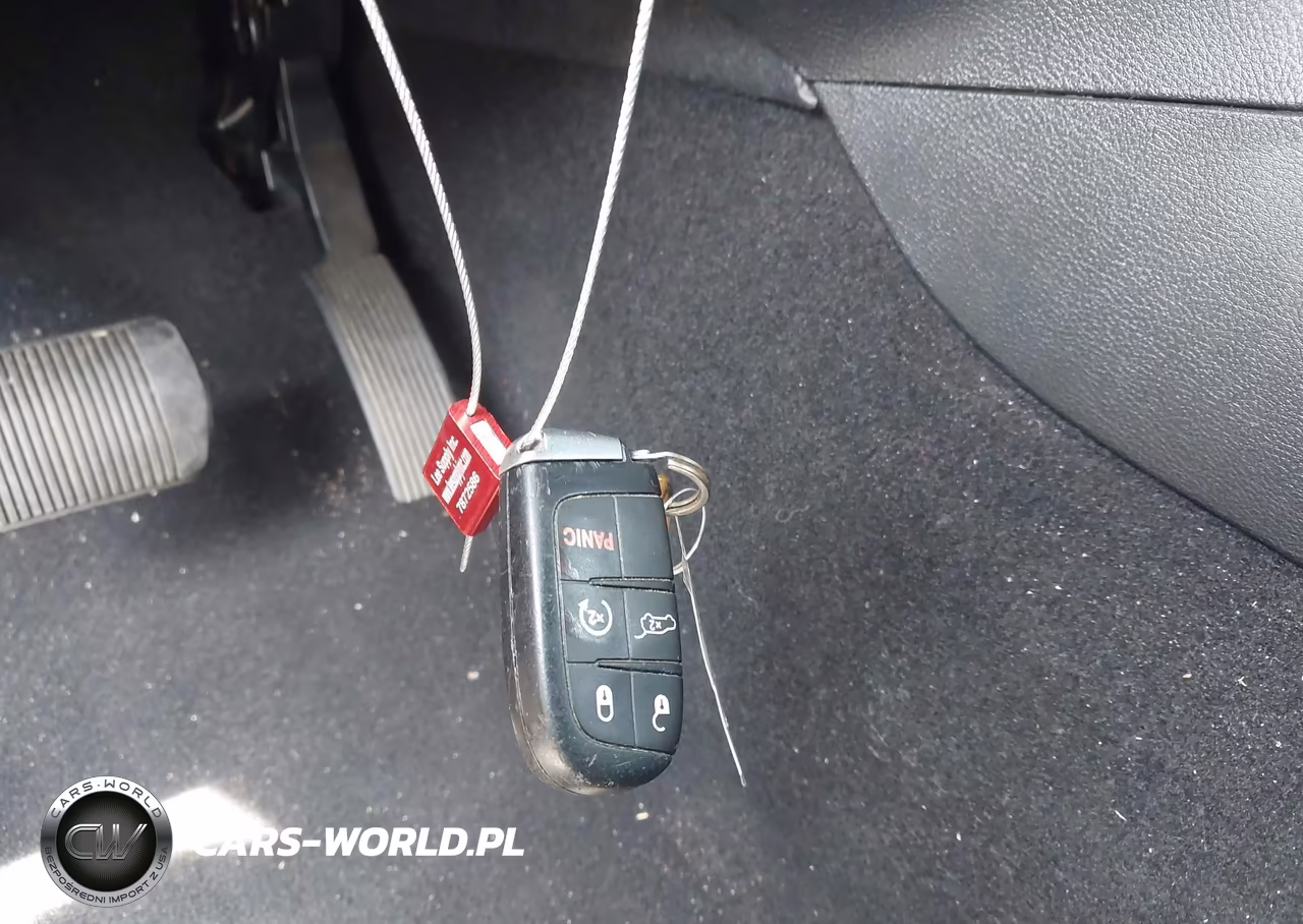 2020 Jeep Grand Cherokee Limited X 4X4 VIN:1C4RJFBGXLC198977 - 11