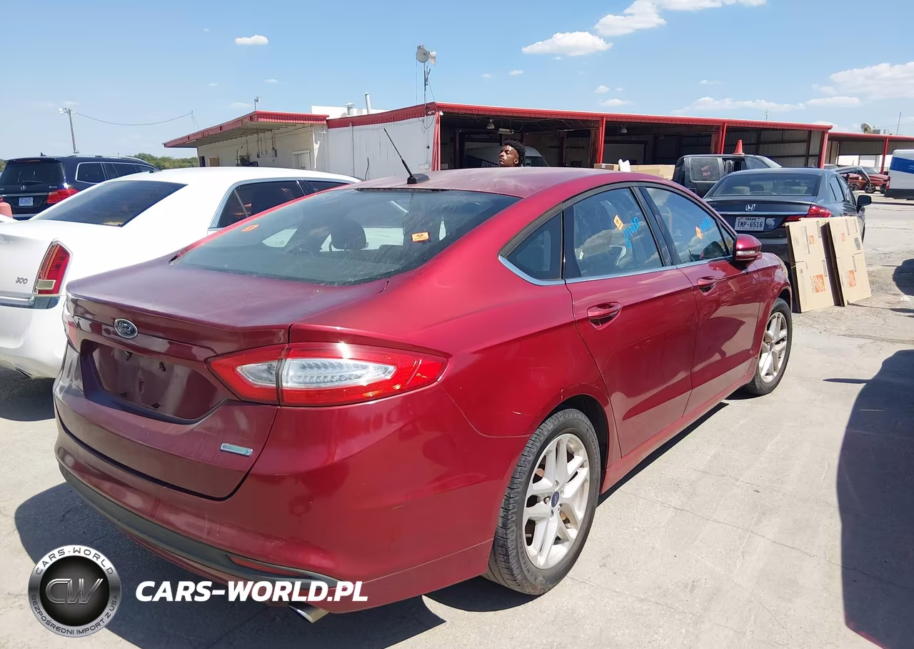 2014 Ford Fusion Se VIN:3FA6P0HD2ER161928 - 4