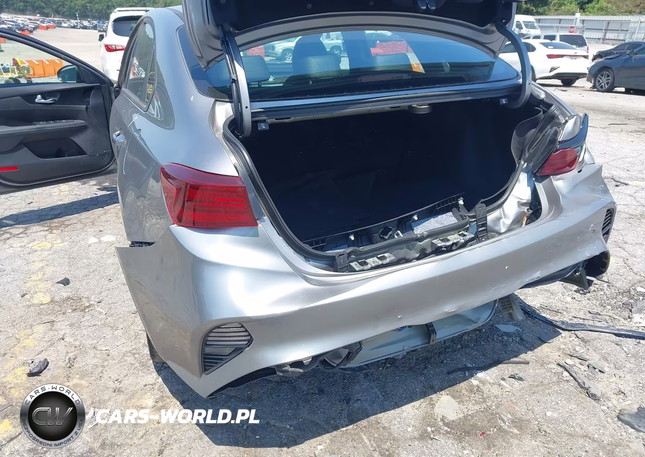 2023 Kia Forte Gt-Line VIN:3KPF54ADXPE639573 - 6