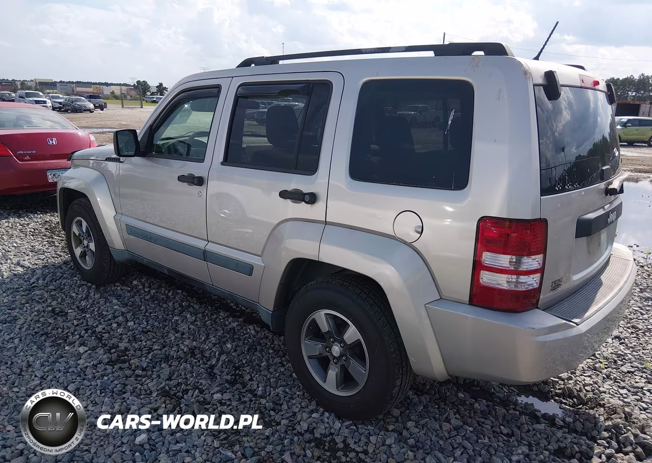 2008 Jeep Liberty Sport VIN:1J8GP28K78W156176 - 3