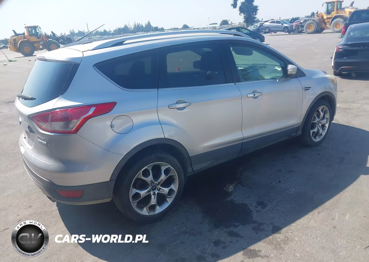 2014 Ford Escape Titanium VIN:1FMCU0J98EUA22502 - 4