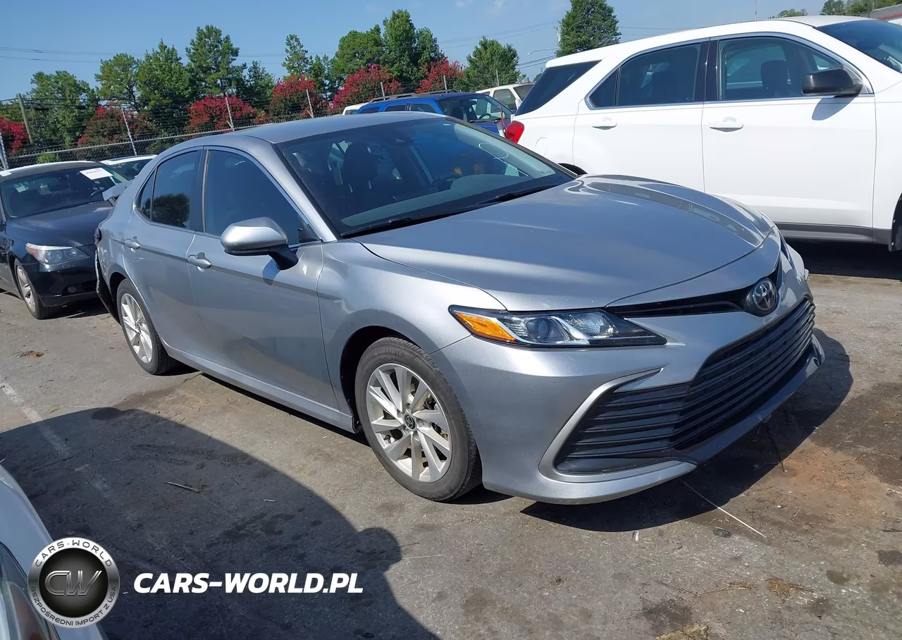 2024 Toyota Camry Le VIN:4T1C11AK2RU880765 - 1