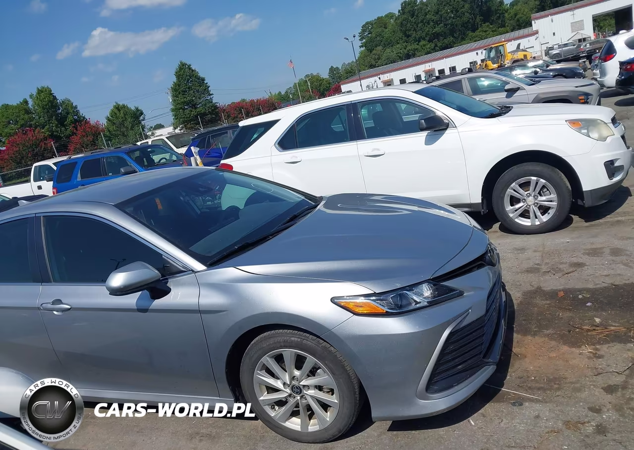 2024 Toyota Camry Le VIN:4T1C11AK2RU880765 - 13