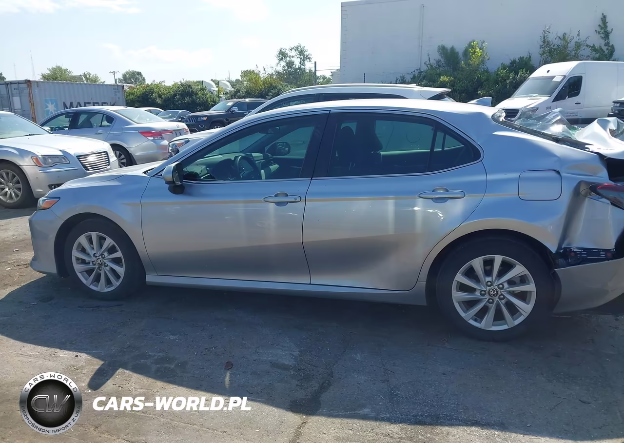 2024 Toyota Camry Le VIN:4T1C11AK2RU880765 - 14