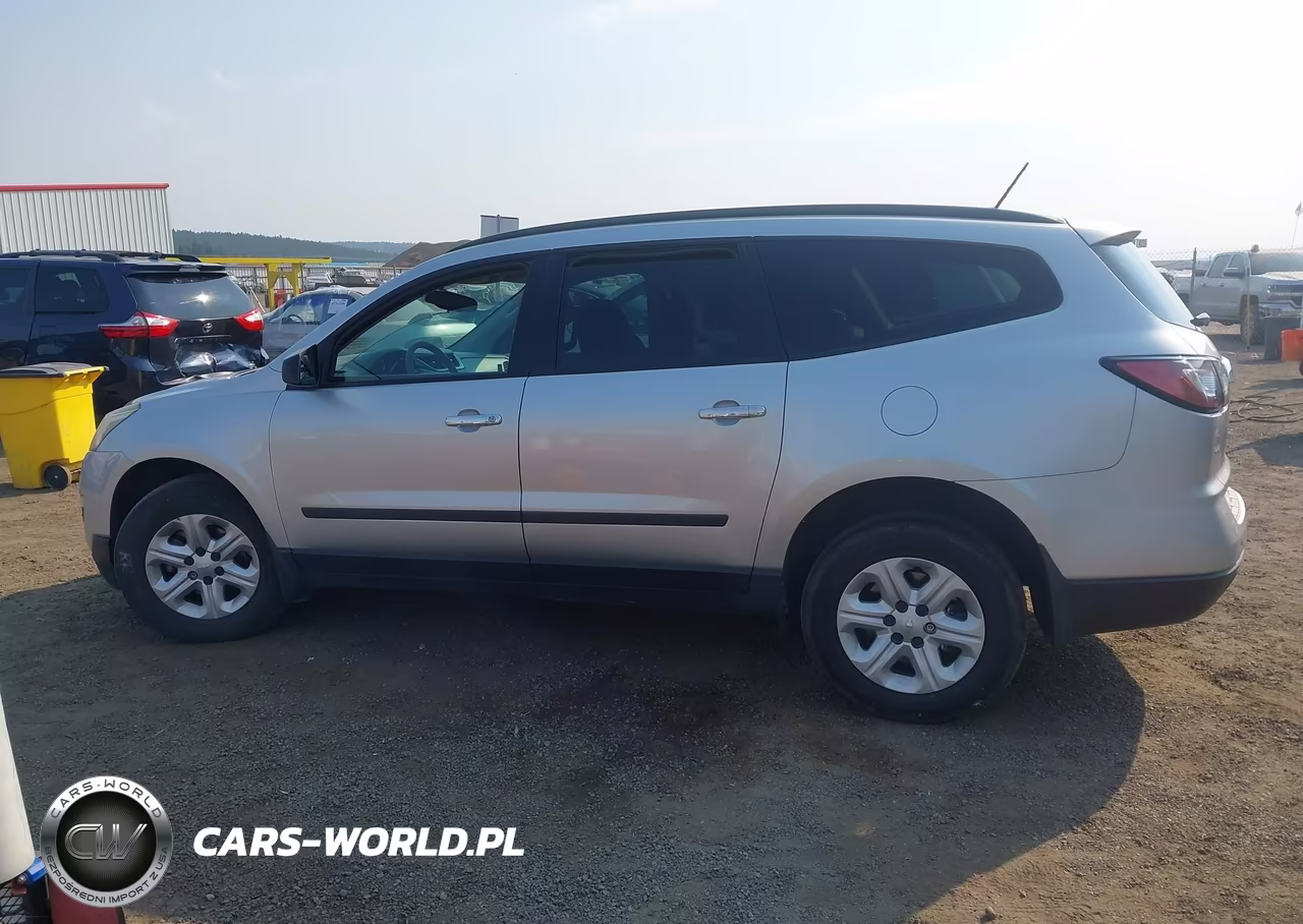 2015 Chevrolet Traverse Ls VIN:1GNKRFED1FJ335436 - 14