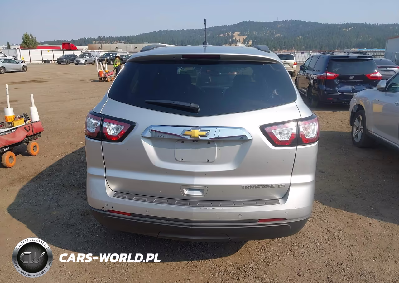 2015 Chevrolet Traverse Ls VIN:1GNKRFED1FJ335436 - 16