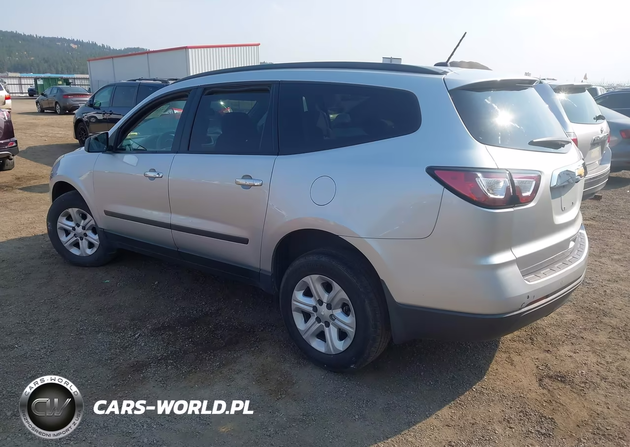 2015 Chevrolet Traverse Ls VIN:1GNKRFED1FJ335436 - 3