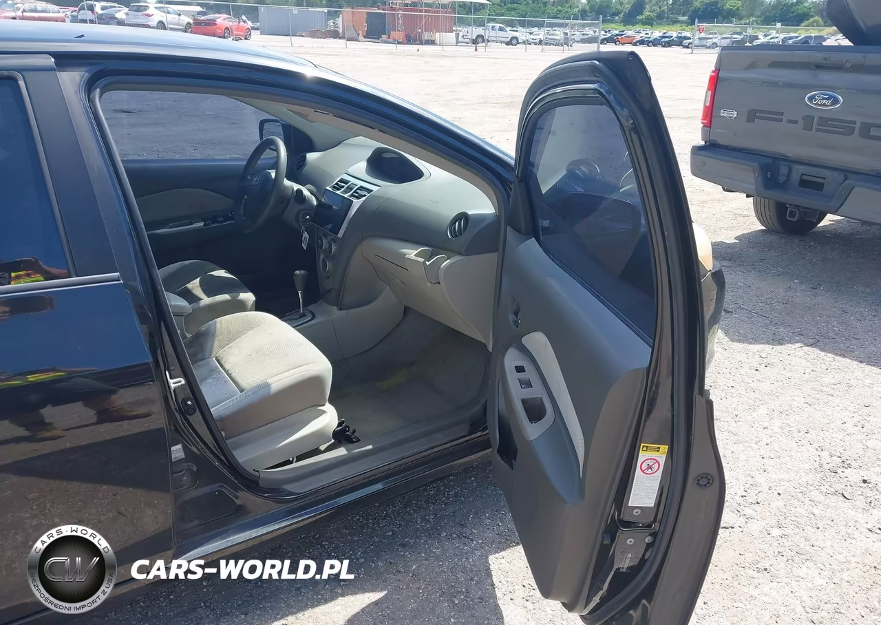 2010 Toyota Yaris VIN:JTDBT4K31A4078490 - 5