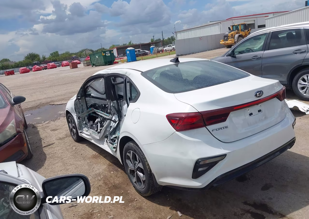 2021 Kia Forte Lxs VIN:3KPF24AD9ME374875 - 14