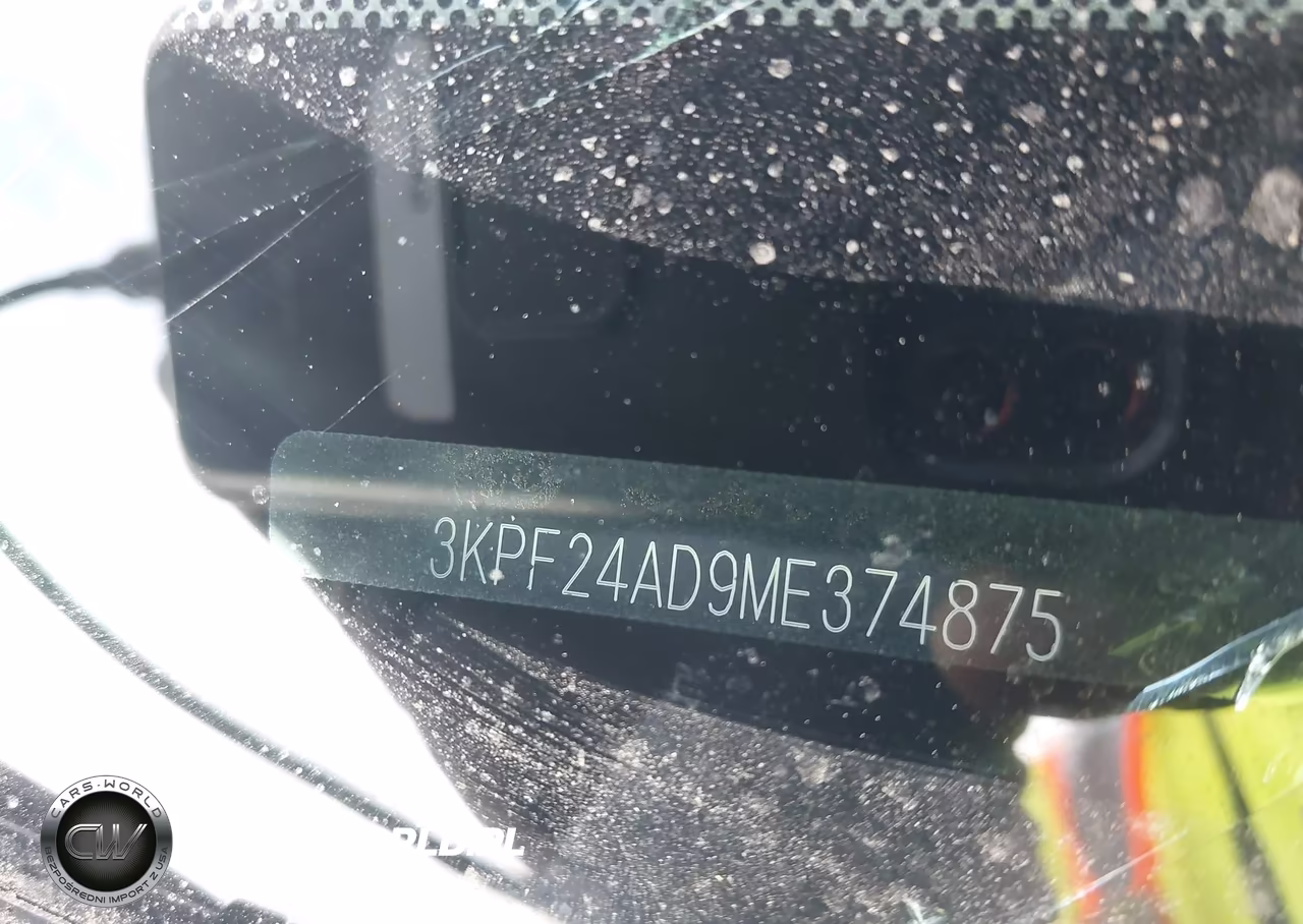 2021 Kia Forte Lxs VIN:3KPF24AD9ME374875 - 9