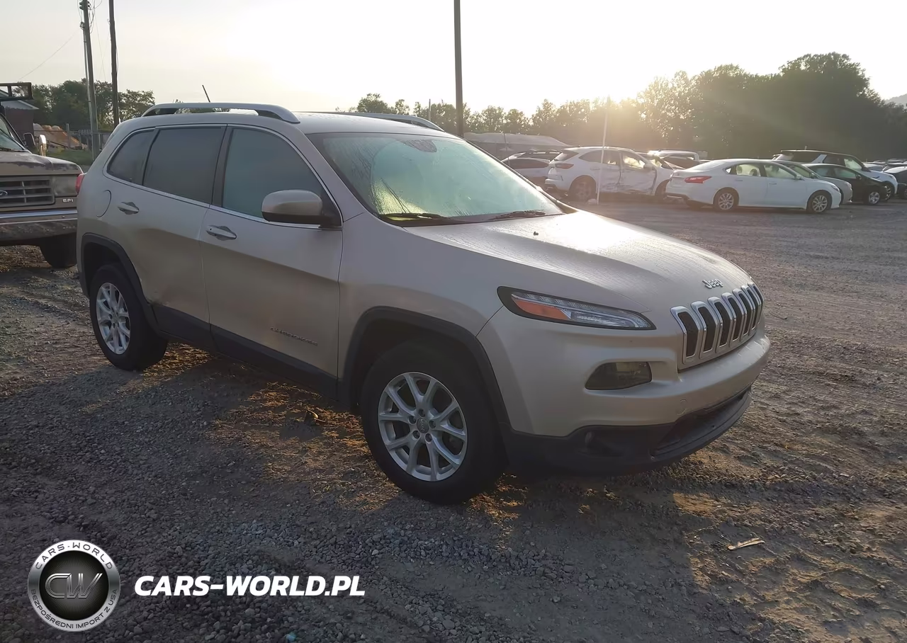 2015 Jeep Cherokee Latitude – zdjęcie 1 z 16